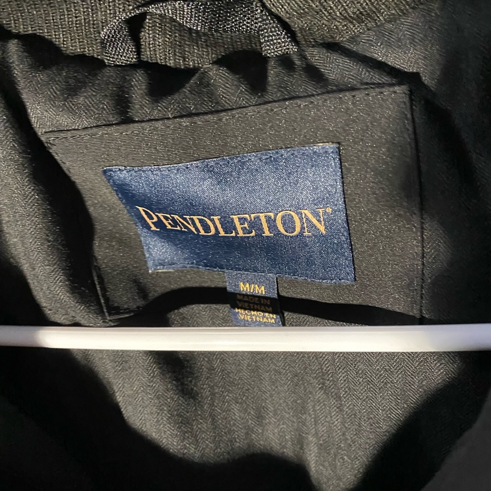 Pendleton Men’s Medium Hooded Softshell Jacket Wo… - image 4